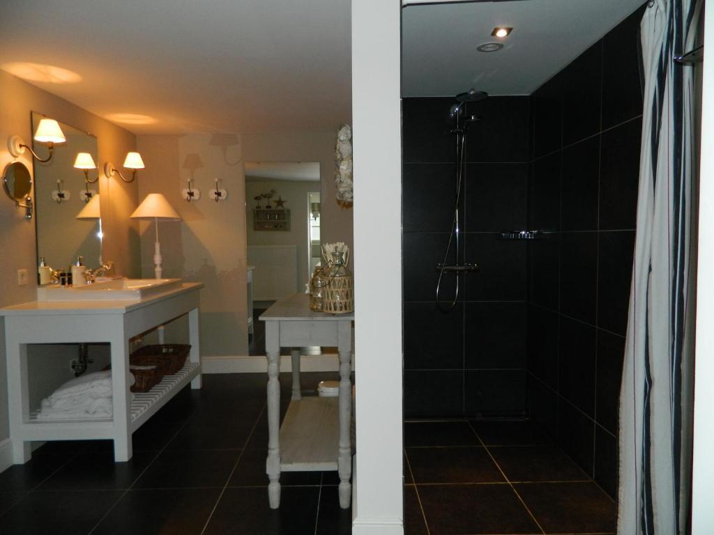 Bed & Breakfast Het Zilte Zand - Luxe Ontbijt - Gratis Parking - Westende מידלקרק חדר תמונה